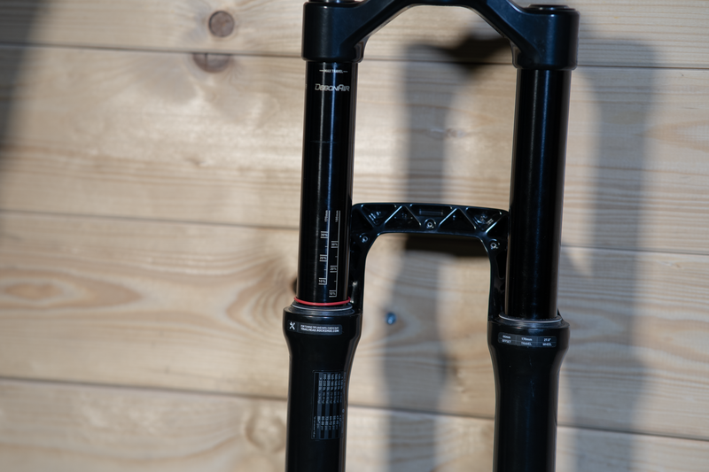 FORCELLA ROCK SHOX ZEB R E-MTB 27.5 DEBONAIR 170MM OFFSET 44MM - Bike Advice Italia